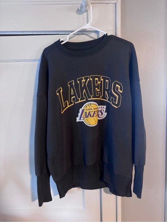 Abercrombie & Fitch Sweaters - Abercrombie Los Angeles Lakers dark gray Crewneck Sweatshirt